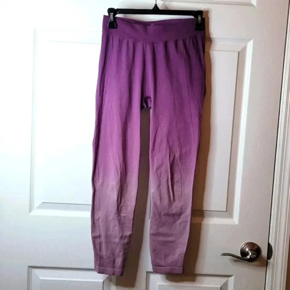 ALL IN MOTION Women's Seamless High-Waisted Leggings, Rose color. - Picture 2 of 6